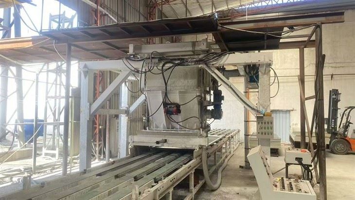 Fine Aggregate Concrete Floor Bearing Plate Production Line suppliers